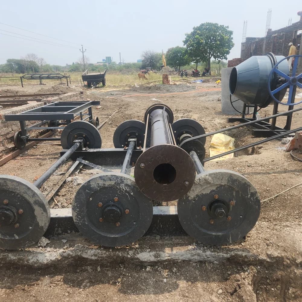 Cement Concrete Pipe Making Machine - detail view 2